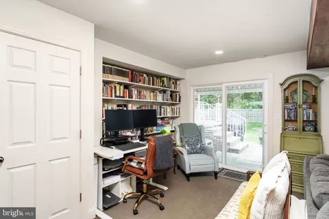 44 Rolling Ln, Hamilton, NJ 08690 photo 22