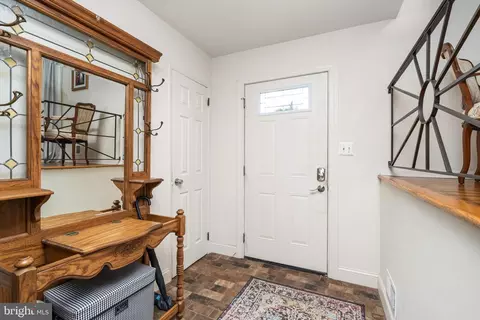 44 Rolling Ln, Hamilton, NJ 08690 photo 3