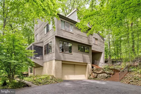 1163 Stuart Rd, Princeton, NJ 08540