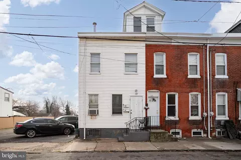 127 Kent St, Trenton, NJ 08611