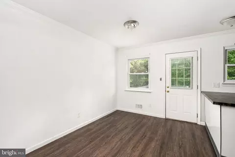 Entry Way - 4 Bittersweet Rd, Ewing, NJ 08638 photo 2 of 4