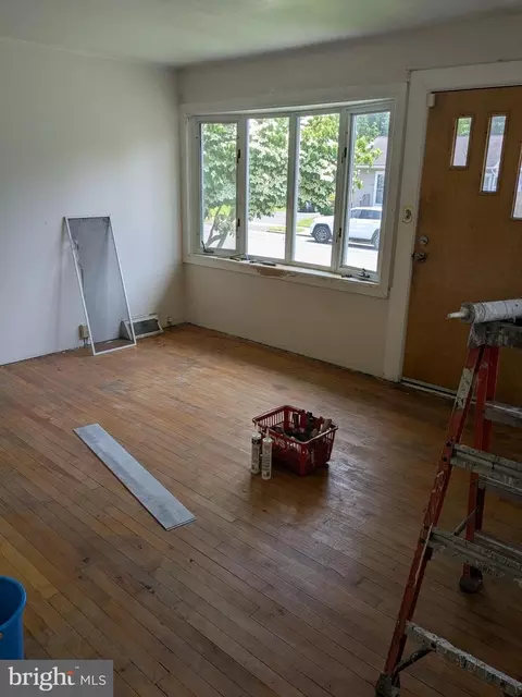 Living - 195 Franklyn Rd, West Trenton, NJ 08628 photo 1 of 1