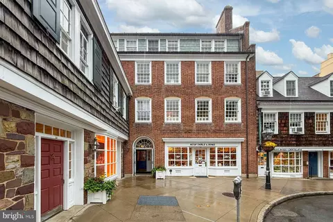 25 Palmer Sq W #I, Princeton, NJ 08542