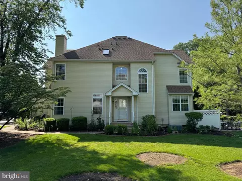 73 Shelley Cir, East Windsor, NJ 08520