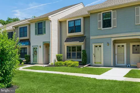 151 Wyndham Pl, Robbinsville, NJ 08691