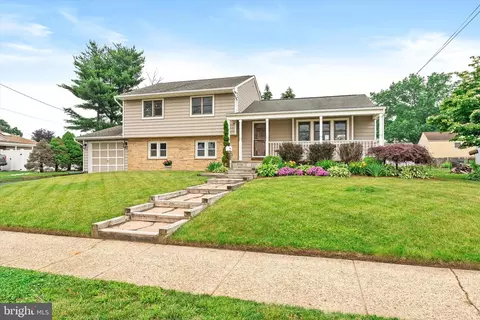 100 Hempstead Rd, Hamilton, NJ 08610