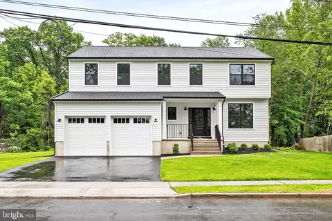 74 Taft Ave, Hamilton, NJ 08610