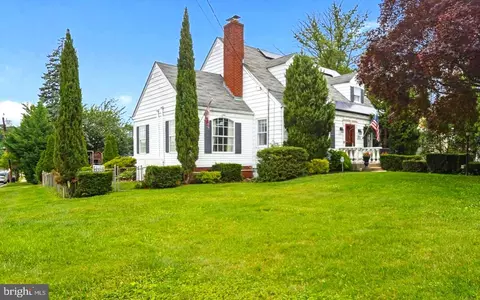1606 W Mcgalliard Ave, Hamilton, NJ 08610