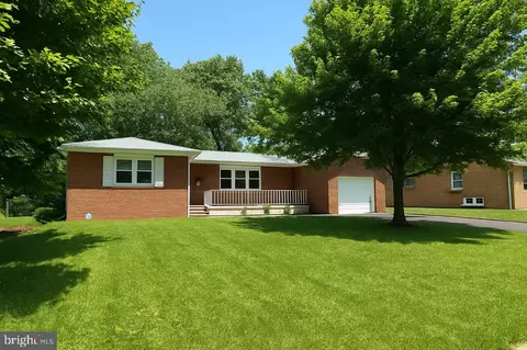 36 Thurston Ave, Ewing, NJ 08618