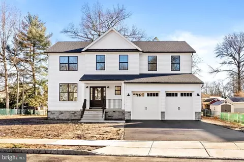 4913 S Broad St, Hamilton, NJ 08620