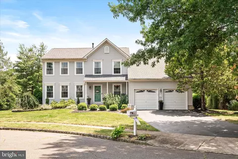 9 Westbury Ct, Robbinsville, NJ 08691
