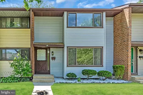 63 Dennison Dr, Hightstown, NJ 08520