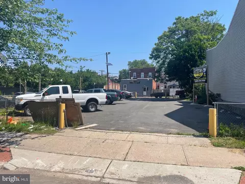 800 S Clinton Ave, Trenton, NJ 08611