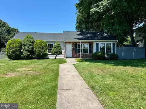 1729 Fifth St, Ewing, NJ 08638