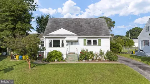 102 Armour Ave, Hamilton, NJ 08619