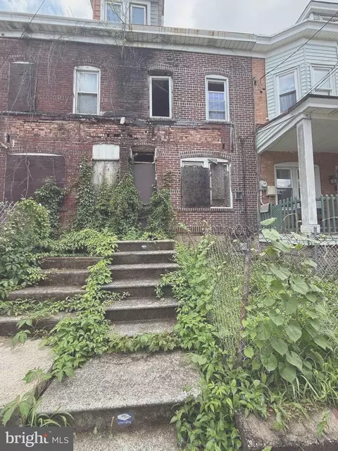38 Vine St, Trenton, NJ 08638