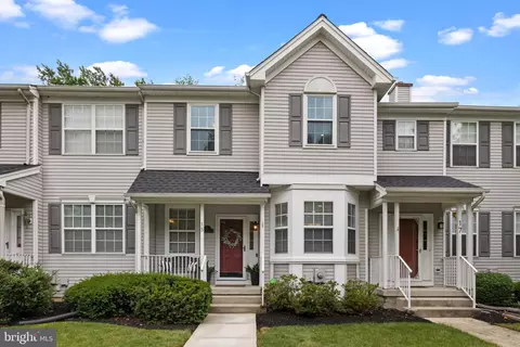 15 Faxon Dr, Robbinsville, NJ 08691