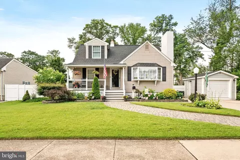 11 Kendall Rd, Hamilton, NJ 08690