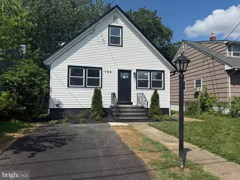 166 Clover Ave, Trenton, NJ 08638