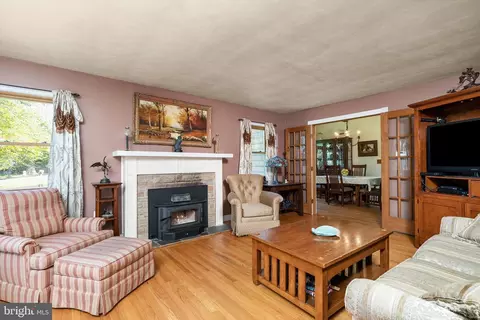 Living - 8 Edwards Pl, Ewing, NJ 08628 photo 1 of 2