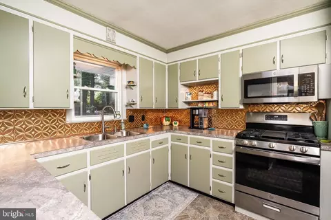 Kitchen - 8 Edwards Pl, Ewing, NJ 08628 photo 1 of 1