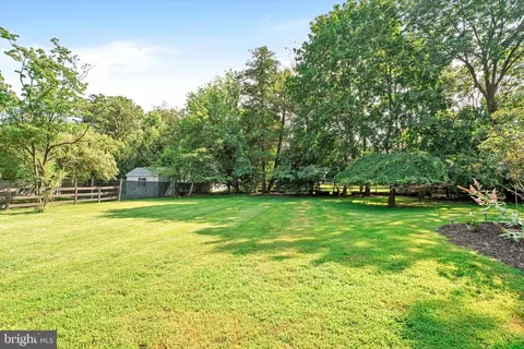 Exterior - 8 Edwards Pl, Ewing, NJ 08628 photo 7 of 9