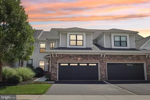 40 Birdie Way, Lawrenceville, NJ 08648
