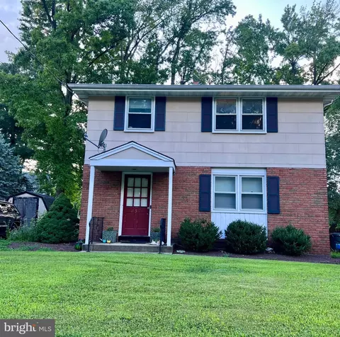 257 Evergreen Ave, Trenton, NJ 08619