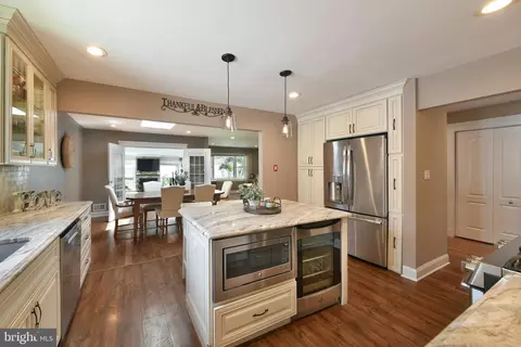 Kitchen - 12 Rydal Dr, Lawrence Township, NJ 08648 photo 2 of 3