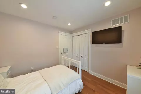 Bedroom - 12 Rydal Dr, Lawrence Township, NJ 08648 photo 2 of 6
