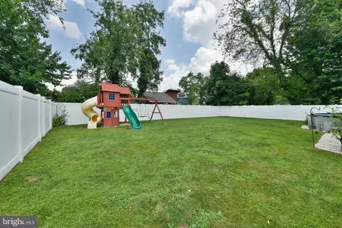 Exterior - 12 Rydal Dr, Lawrence Township, NJ 08648 photo 14 of 15