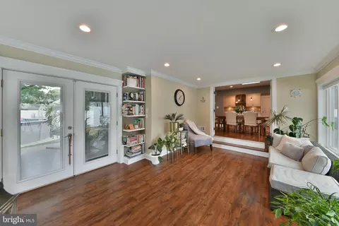 Entry Way - 12 Rydal Dr, Lawrence Township, NJ 08648 photo 3 of 5