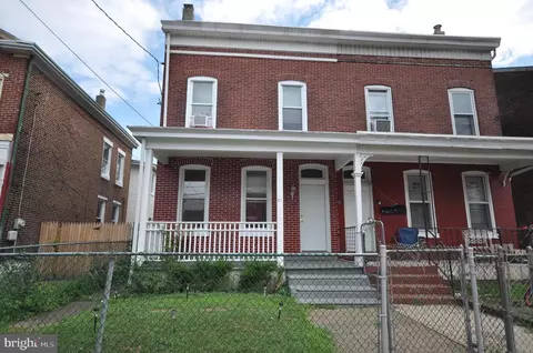 27 Tyler St, Trenton, NJ 08609