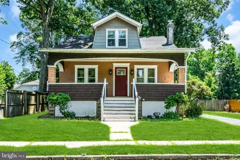 77 Woodland Ave, Trenton, NJ 08638