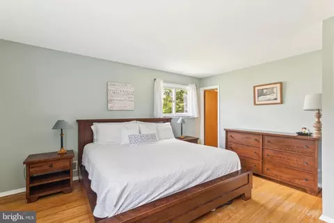 Bedroom - 7 Old Frg, Ewing, NJ 08618 photo 7 of 8