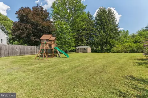 Exterior - 7 Old Frg, Ewing, NJ 08618 photo 9 of 13