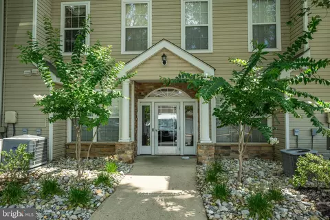 96 Kyle Way, Ewing, NJ 08628