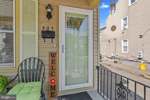 907 Quinton Ave, Trenton, NJ 08629