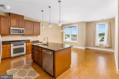 968 Robbinsville Edinburg Rd #306, Robbinsville, NJ 08691