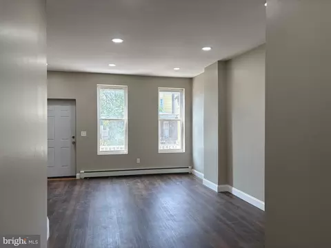 109 Walnut Ave, Trenton, NJ 08609