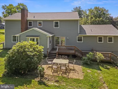 Exterior - 20 Bernard Dr, Ewing, NJ 08628 photo 3 of 4