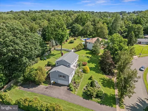 View/Area - 20 Bernard Dr, Ewing, NJ 08628 photo 4 of 6