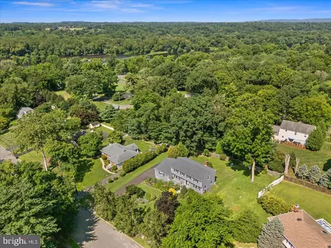 View/Area - 20 Bernard Dr, Ewing, NJ 08628 photo 2 of 6