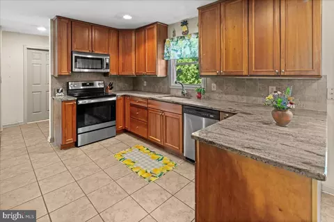 Kitchen - 20 Bernard Dr, Ewing, NJ 08628 photo 3 of 6