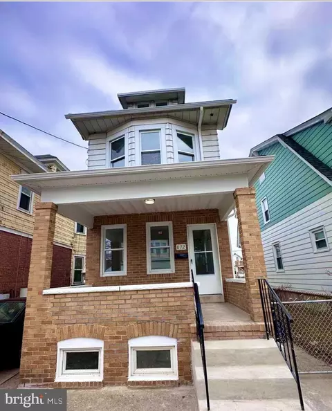 872 Revere Ave, Trenton, NJ 08629