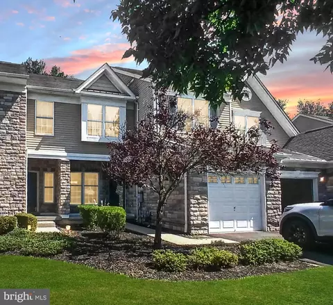 9 Wedgewood Ct, Princeton, NJ 08540