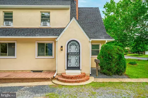 Exterior - 1011 Parkside Ave, Ewing, NJ 08618 photo 1 of 3