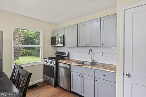 Kitchen - 215 Clamer, Ewing, NJ 08638 photo 1 of 2