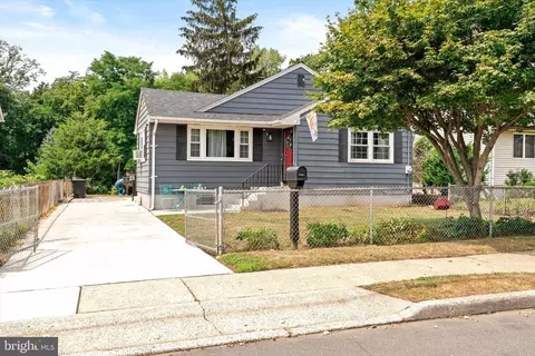 317 Hewitt Ave, Hamilton, NJ 08611