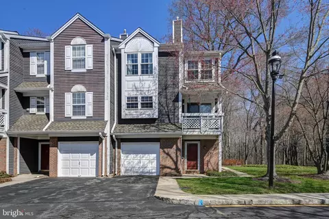 12 Halstead Pl, Princeton, NJ 08540